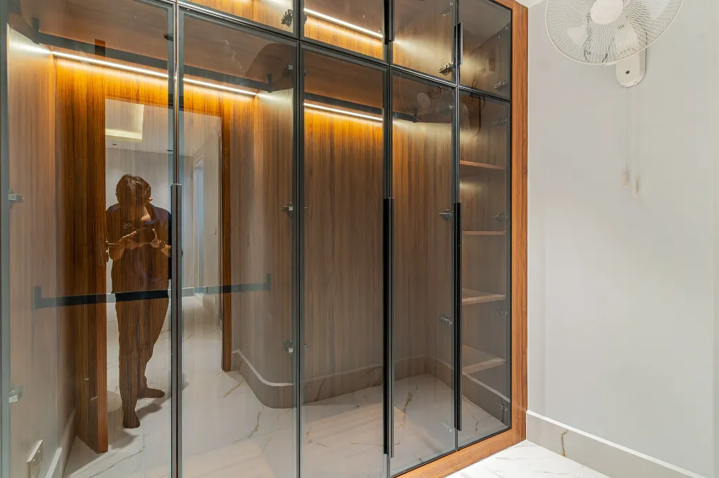 Retail Space St.282 (4 of 17).webp