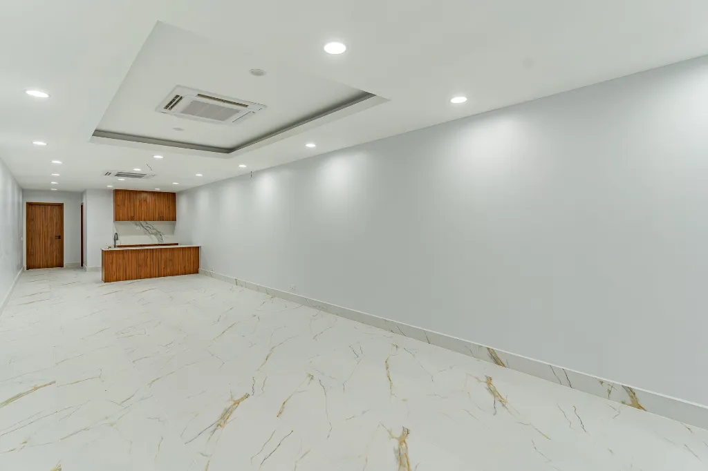 Retail Space St.282 (13 of 17).webp
