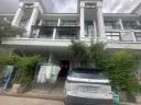 1号路炳发城住家联排别墅