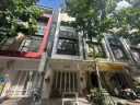1号路炳发城急售排屋