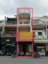 乌亚西市场附近排屋店面