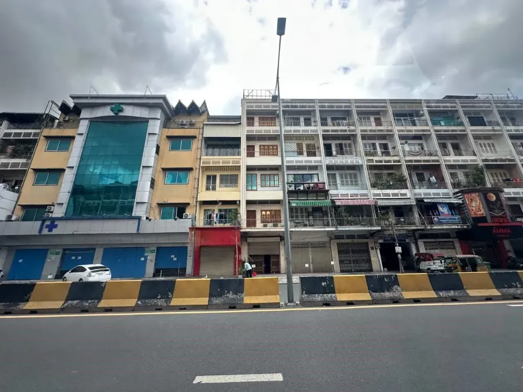 [S197] 俄罗斯大道店面