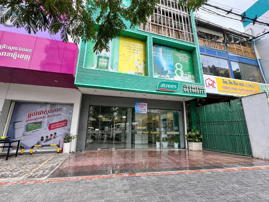 [S212] 毛泽东大道精装修店面（原3棵树）