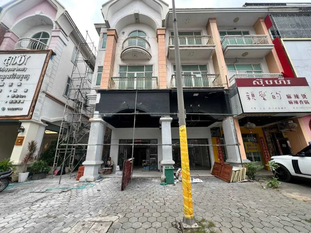 [A169] 彩虹桥两户打通店铺