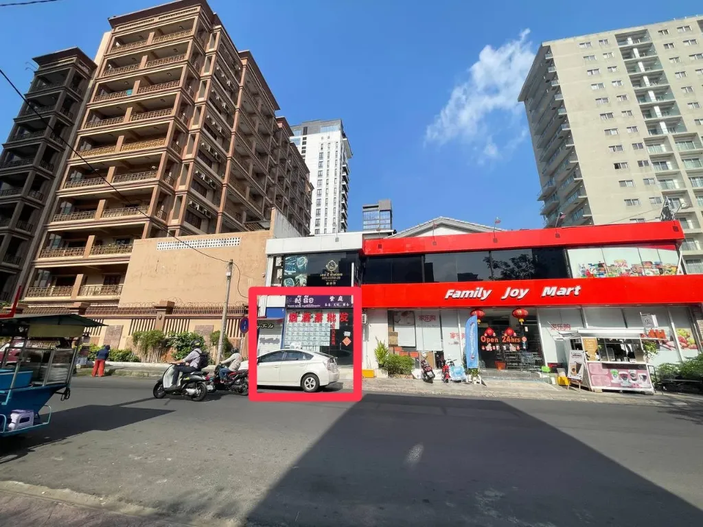 [S10] BKK 57路店面