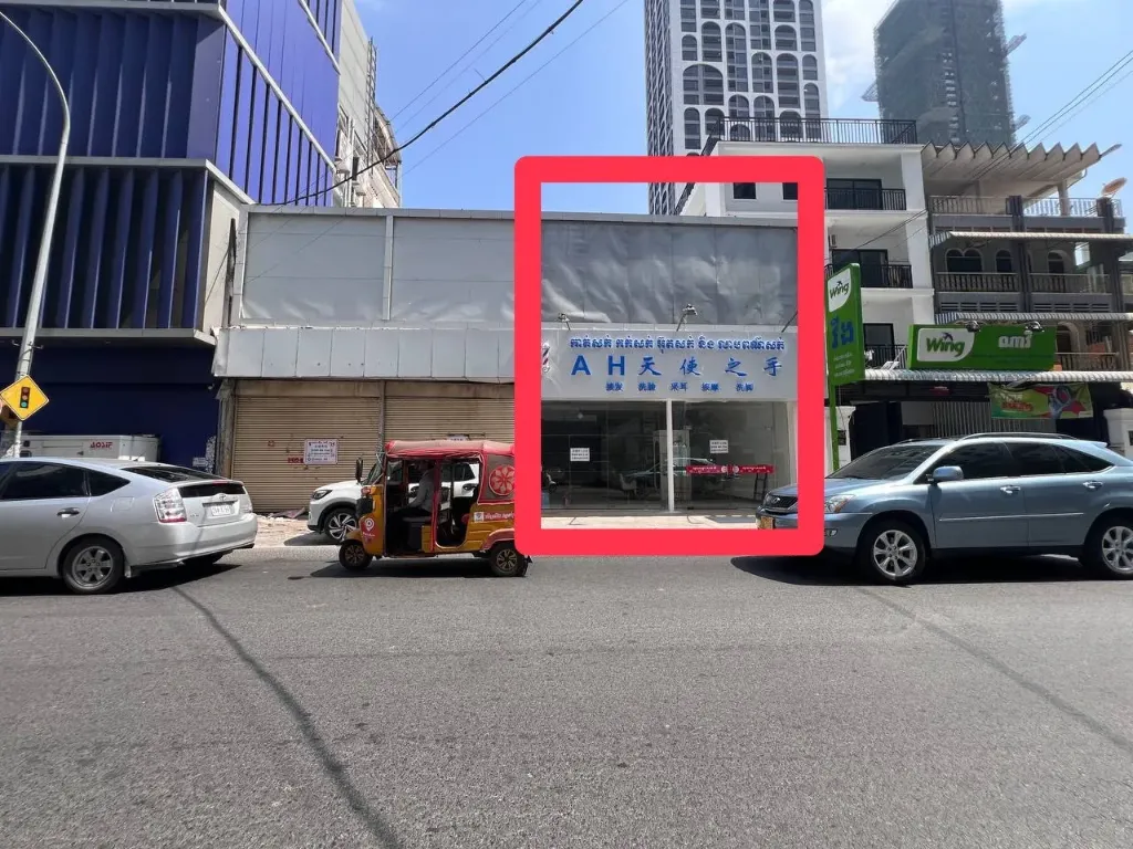 [S14] 莫尼旺大道2户打通装修好的商务店面