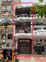 堆谷市场对面排屋