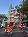 洋人街河边店面
