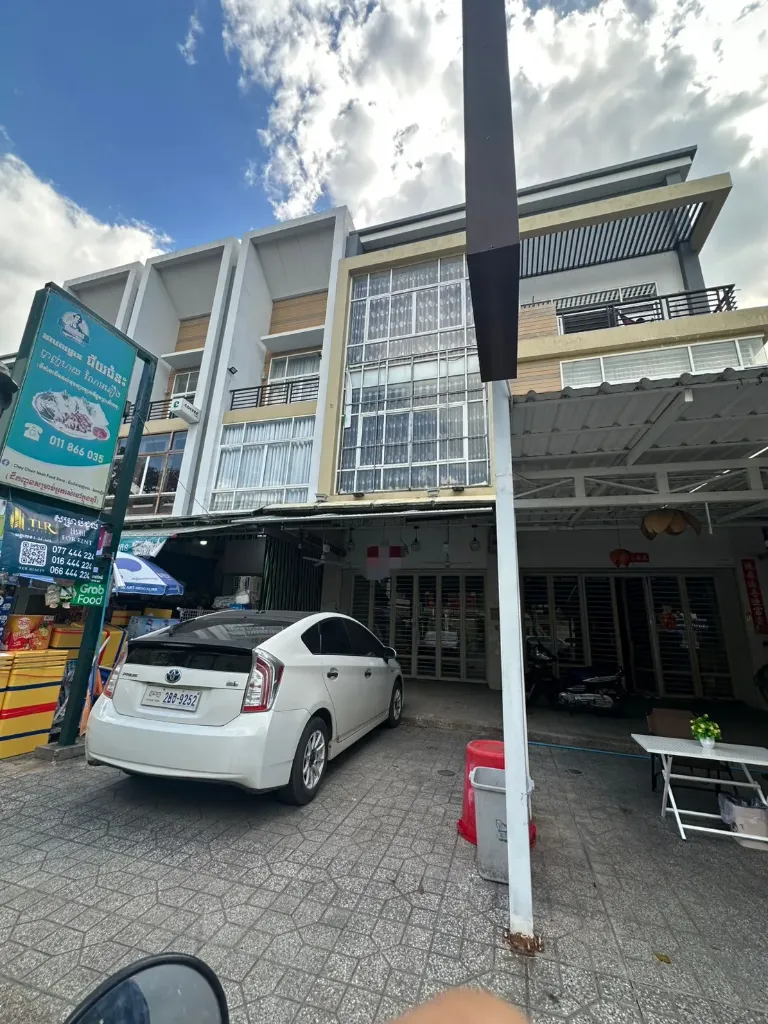 [A78] 1号路炳发城商业街店捕排屋