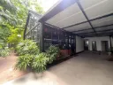 西哈努克大道店面近莫尼旺