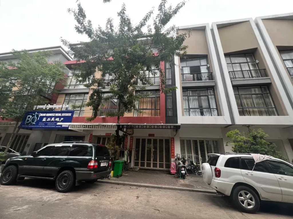 1号路炳发城住家排屋